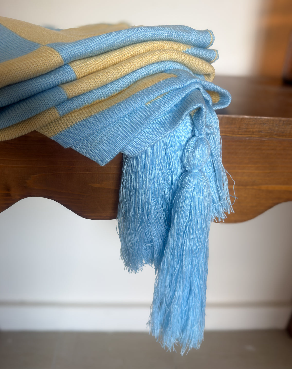Summer Vivid Throw Blanket