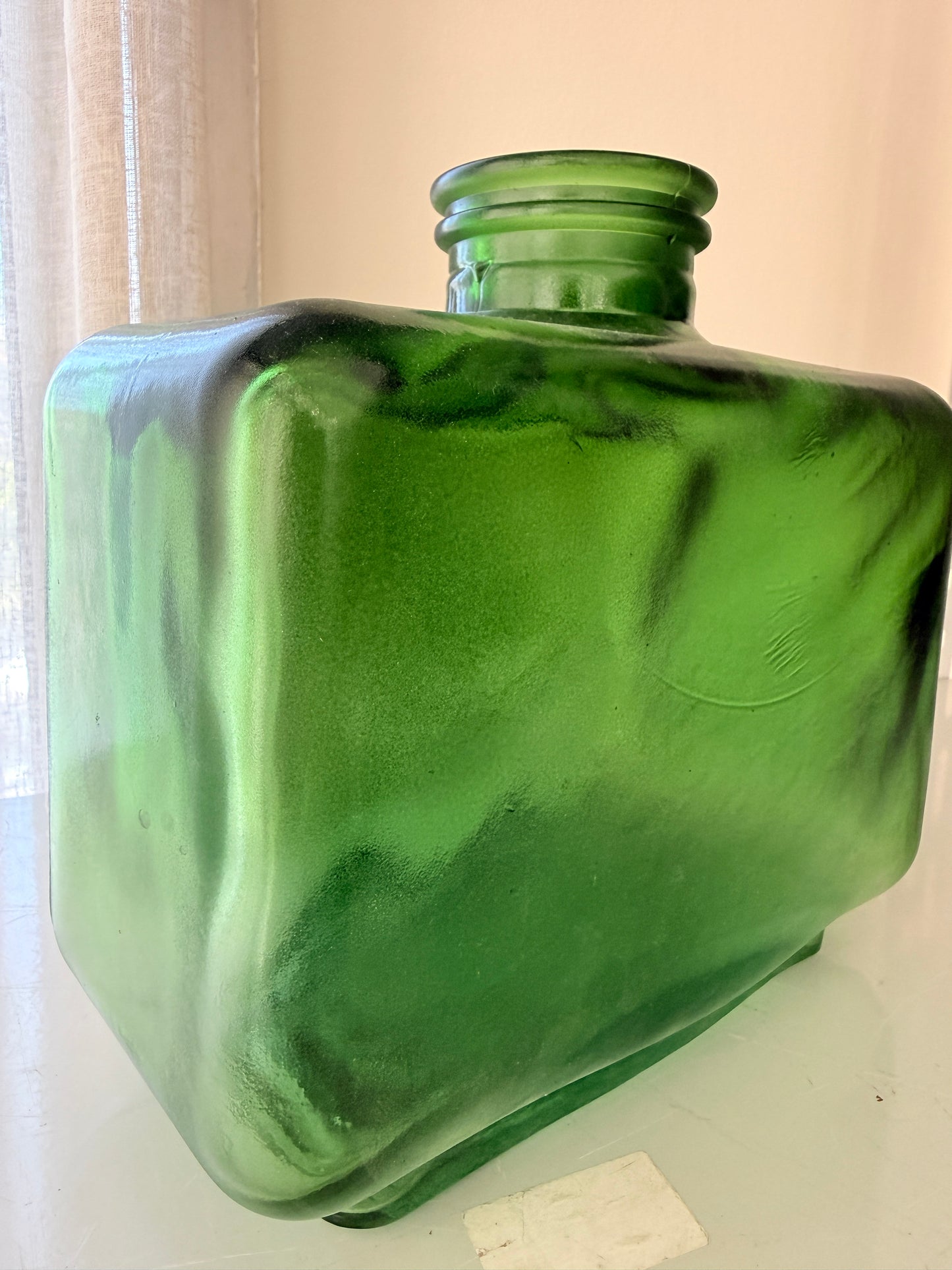 Lilly Green-Matte Sample