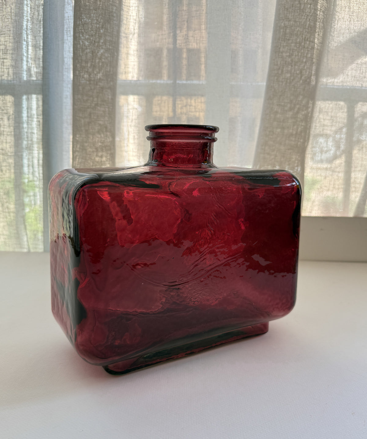 Lilly Vase(colors available)