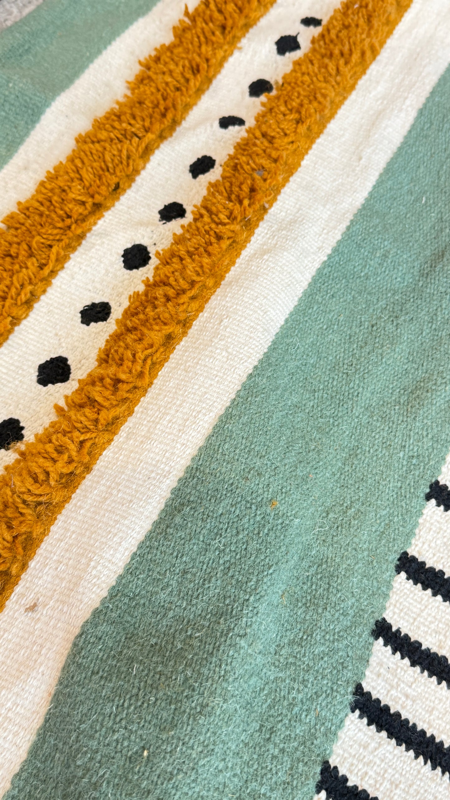 Flora Fizz kilim Rug