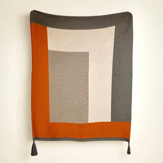 L.Throw Blanket