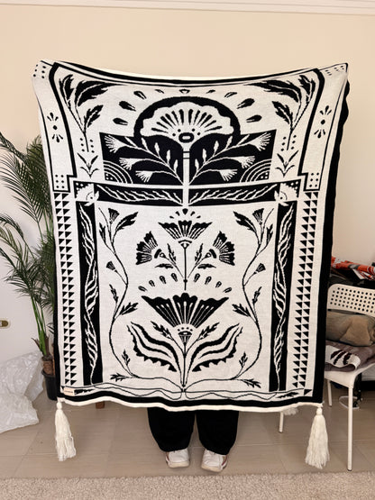 Kemet White-sample sale