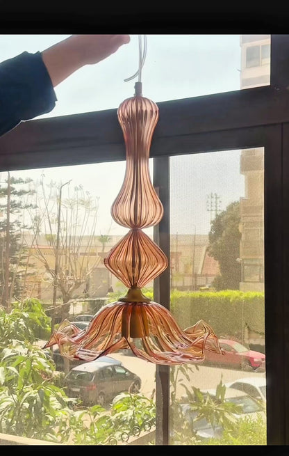 Warda Pendant